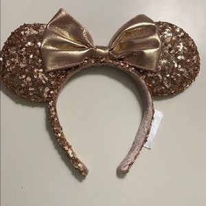 Mickey/Minnie Mouse Disney Ears Adult size